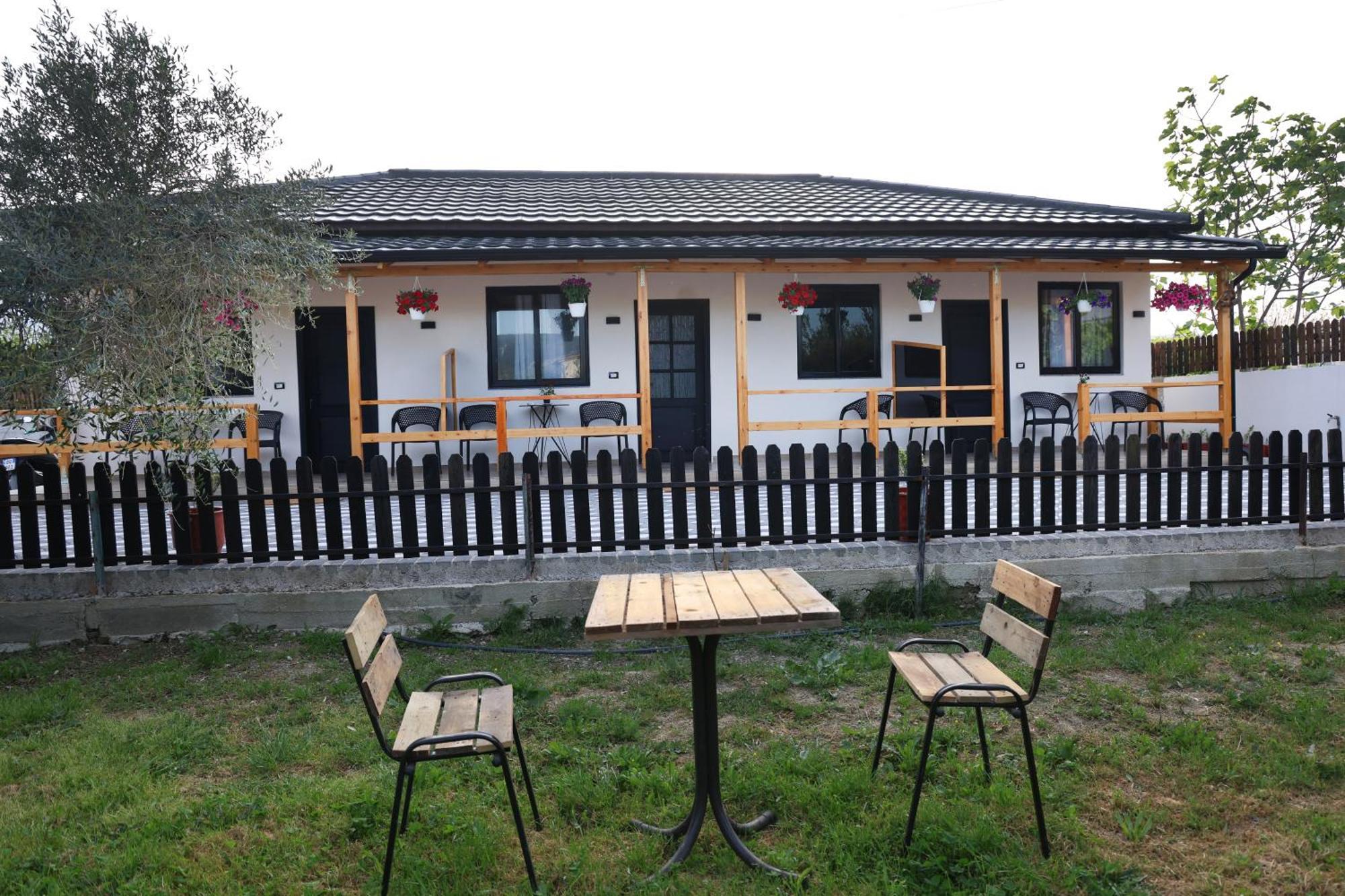 Olive Oasis Studio Μπεράτ Εξωτερικό φωτογραφία